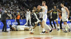 Tahle rvačka šokovala všechny fanoušky. Poškodí to image Euroligy, říká Zídek