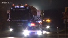 Pětisettunový kolos překvapil nejednoho řidiče