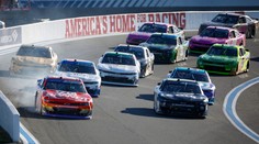 Série NASCAR: Poslední závod na klasickém okruhu letošní sezony