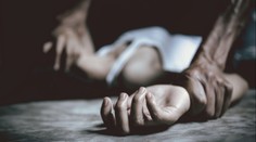 Dívku přepadli v autě a znásilnili před partnerem. Tři muže už zadrželi