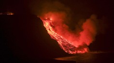 Láva ze sopky La Palma stekla do moře