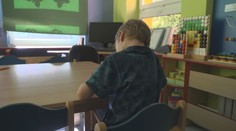 Čím dál víc mladých lidí neplánuje děti. Upřednostňují kariéru a cestování