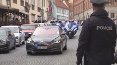 Prezidenta doprovází přísná opatření. Na Slovensku to zažil Pavel