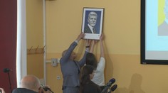 Petr Pavel představil svůj oficiální portrét. Připravuje se i poštovní známka