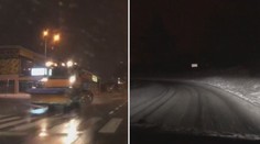 Řidič dostal smyk, boural a zemřel. Na jihu Čech vyjelo přes sto sypačů
