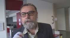 Pedofil osahával malého chlapce. Objevili tak jeho staré zločiny