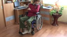 Klíště upoutalo Ondru na vozík, chce se vrátit do života