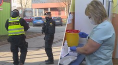 Strážníci se bouří! Nejsou zahrnutí v první fázi očkování proti covidu-19