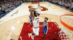LeBron opět překonával hranice: Proti 76ers zdolal devítitisícovku!