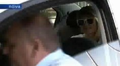 VIDEO: Paris Hilton v Česku: přijela autobusem, schovávala se na WC!