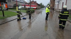 Přívalové deště, kroupy a bouřky vašima očima: FOTO A VIDEO