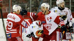Už to začíná! Potápějící se Slavii opouštějí první hokejisté