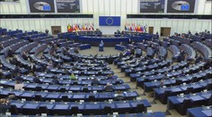 Skandál v europarlamentu se vyostřuje. Vyšetřují se už desítky poslanců