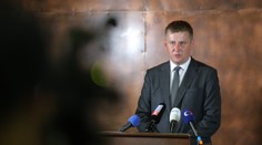 Petříček nebude kandidovat. ČSSD je prý zoufalá, zmínil kšeftování s hlasy