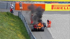 Tak to bylo o fous. Sainz musel utíkat před plameny. Nemám slov, řekl