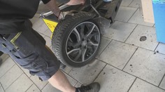 S přezutím pneumatik nespěchejte, zima neřekla poslední slovo, radí odborník