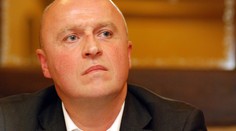 Ve švýcarské bance mi ukradli miliony, tvrdí bývalý šéf Sparty Mach