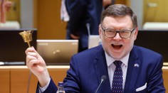 Zvoní našim úsporám umíráček? Experti zhodnotili dopad válečné daně na Čechy