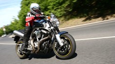 TEST: Yamaha MT-01: Locomotiv GT
