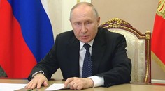 VIDEO: Putin už se ani nesnaží nic skrývat. Před kamerou se málem udusil