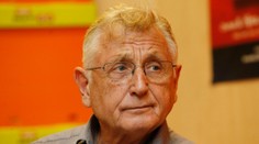 Tajný pohřeb Jiřího Menzela: Dva roky po smrti ho uložili na Vyšehradě