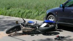 Nedělní nehody: smrt motorkáře na jihu Čech a seniora u Kolína