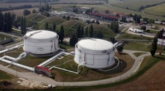 Družba vyschla: Vláda využije zásoby z rezerv. Orlenu půjčí statisíce tun ropy