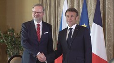 Premiér Fiala se v Bratislavě sešel s francouzským prezidentem Macronem
