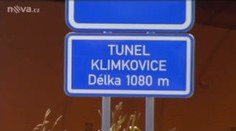 Klimkovický tunel dlouho nevydržel. Kvůli silným dešťům do něj zatéká