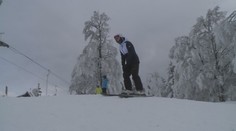 Lyžařské kurzy začaly nezvykle brzo. Na horách už jsou první děti