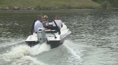 Češi začali kvůli parnému počasí ve velkém nakupovat lodě