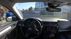 Auto, které se dá řídit ze všech sedadel. Češi vyvinuli unikátní systém