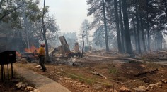 U Grand Canyonu se šíří obrovský požár. Evakuovat se musely už stovky lidí