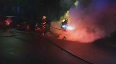 Požár na Přerovsku zcela zničil dvě auta. Škody jdou do sta tisíců