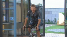 Nejtěžší jednodenní závod, výšlap na horu a zpět do Čech. Brutalita, říká cyklista