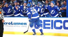 Obránce Šustr se po dlouhé době trefil v NHL, Rutta při výhře Tampy asistoval
