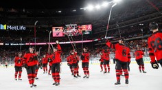 Pod širým nebem vyhráli Devils. Florida dala v derby devět gólů