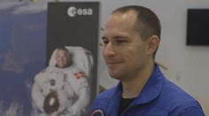 Aleš Svoboda se v Německu učí být astronautem. Připravuje se i v bazénu
