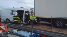 Těžká nehoda dodávky na D1. Pro devět raněných letěly tři vrtulníky