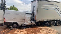 Dálnici D1 v Brně zablokovala tragická nehoda. V dlouhé koloně bourala další auta