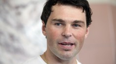 Jágr přiletěl na olympiádu a dostal holínky. Jsou mu ale malé
