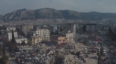 Rok od zemětřesení v Turecku a Sýrii. Lidé jsou stále bez střechy nad hlavou