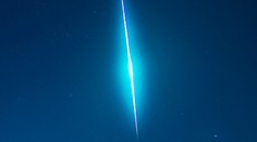 Turky vyděsil jasný zelený záblesk na obloze. Spekulují o troskách rakety