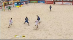 VIDEO: Fantastický gól nůžkami z plážového fotbalu