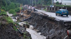 Evakuace Fulneku. Vesnici ohrožují rybníky. BOUŘKY udeří i v pátek
