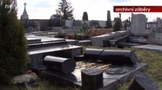Soud osvobodil vandaly ze hřbitova. Policie chybovala