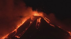 VIDEO: Sopka Etna opět vybuchla! Okolí zasypala láva a žhavý popel