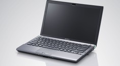 Reklamoval notebook. Hrozil při tom krumpáčem i střelbou