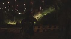 Probodaná mrtvola na pražském ostrově! Taxikář ji našel ve křoví