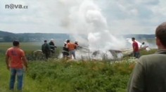 VIDEO: Smrt zkušeného pilota u Chrudimi. Letoun v plamenech